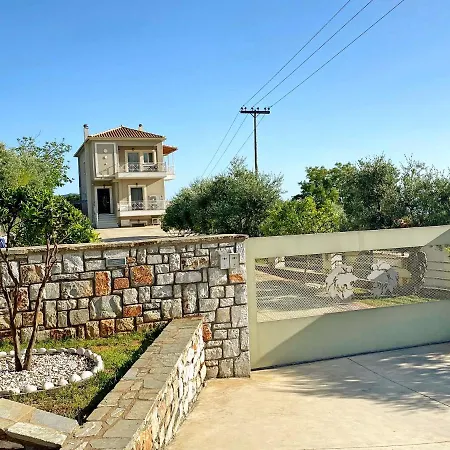 Oasis Villa - Maisonette A Verga Kalamata Exterior photo